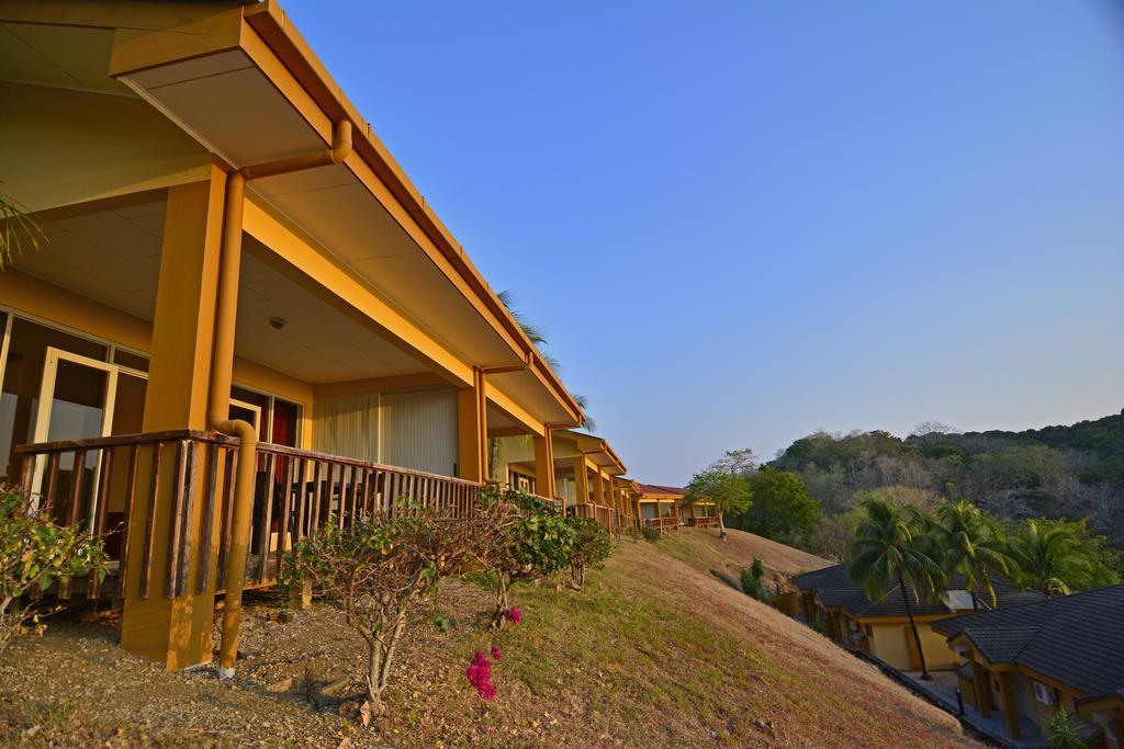 Hotel Guanamar Puerto Carrillo Exterior photo